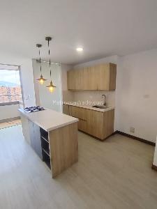 Apartamento de 2 alcobas en venta en Unidad Entre Hojas (Suramérica), Itagüí, 65 m² · foto 7 de 13