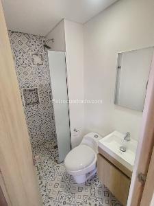 Apartamento de 2 alcobas en venta en Unidad Entre Hojas (Suramérica), Itagüí, 65 m² · foto 5 de 13