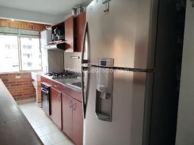 Apartamento de 2 alcobas en venta en Laureles Campestre, Medellín, 59 m² · foto 9 de 19