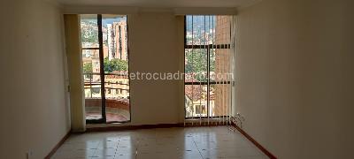 Apartamento de 2 alcobas en venta en Boston, Medellín, 72 m² · foto 4 de 19