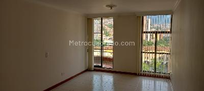 Apartamento de 2 alcobas en venta en Boston, Medellín, 72 m² · foto 7 de 19