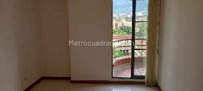 Apartamento de 2 alcobas en venta en Boston, Medellín, 72 m² · foto 8 de 19