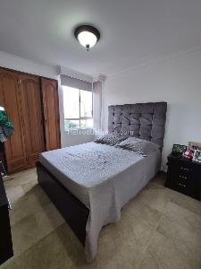 Apartamento de 3 alcobas en venta en Laureles, Medellín, 108 m² · foto 5 de 19