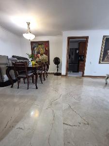 Apartamento de 3 alcobas en venta en Laureles, Medellín, 108 m² · foto 9 de 19