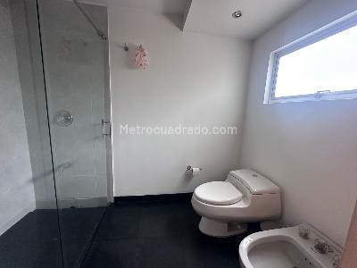 Casa de 4 alcobas en venta en Niza Cordoba, Bogotá, 300 m² · foto 7 de 20