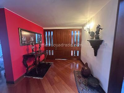Casa de 4 alcobas en venta en Niza Cordoba, Bogotá, 300 m² · foto 14 de 20