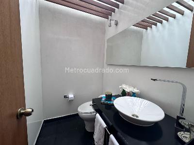 Casa de 4 alcobas en venta en Niza Cordoba, Bogotá, 300 m² · foto 6 de 20