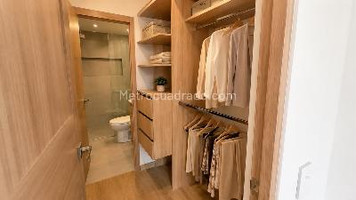 Apartaestudio en venta en Quinta Paredes, Bogotá, 44 m² · foto 2 de 20