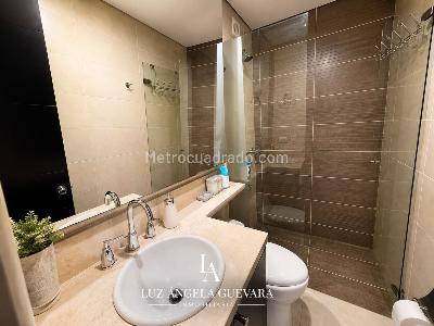 Apartamento de 3 alcobas en venta en Lagos De Cordoba, Bogotá, 142 m² · foto 9 de 20