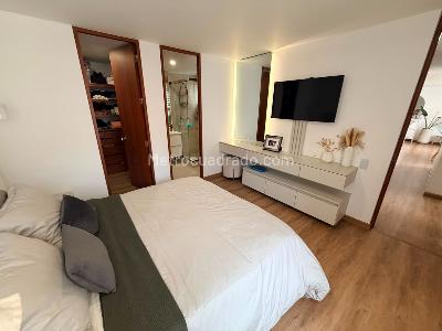 Apartamento en venta en Lagos De Cordoba, Bogotá · foto 3 de 20