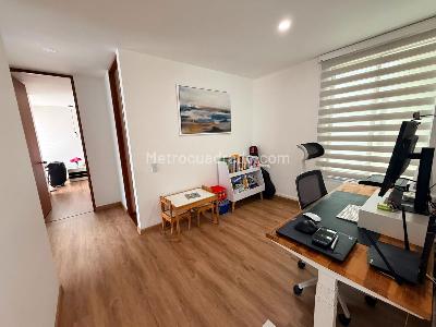 Apartamento de 3 alcobas en venta en Lagos De Cordoba, Bogotá, 86 m² · foto 14 de 20