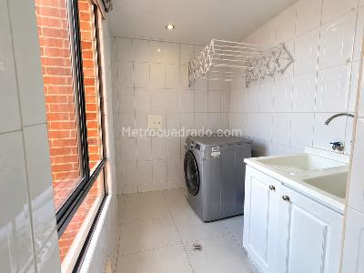 Apartamento de 3 alcobas en venta en Lagos De Cordoba, Bogotá, 91 m² · foto 6 de 20