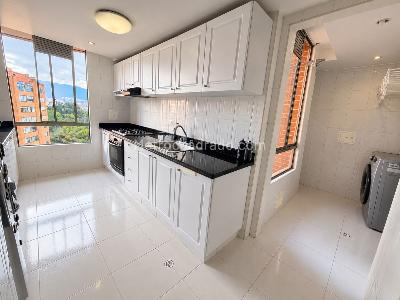 Apartamento de 3 alcobas en venta en Lagos De Cordoba, Bogotá, 91 m² · foto 4 de 20