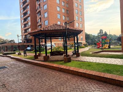Apartamento de 3 alcobas en venta en Lagos De Cordoba, Bogotá, 91 m² · foto 16 de 20