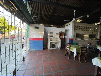 Casa de 3 alcobas en venta en Montes, Barranquilla, 618 m² · foto 3 de 18