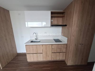 Apartaestudio en arriendo en Las Nieves, Bogotá, 28 m² · foto 4 de 10