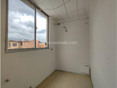 Apartamento en arriendo en Jazmin, Bogotá · foto 8 de 17