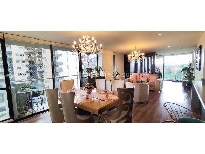 Apartamento de 5 alcobas en venta en La Felicidad, Bogotá, 244 m² · foto 2 de 20