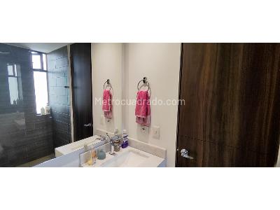 Apartamento de 5 alcobas en venta en La Felicidad, Bogotá, 244 m² · foto 20 de 20