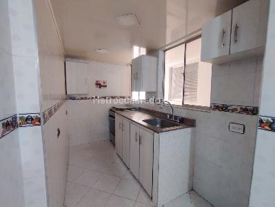 Casa de 5 alcobas en venta en Nuevo Kennedy, Bogotá, 111 m² · foto 7 de 20