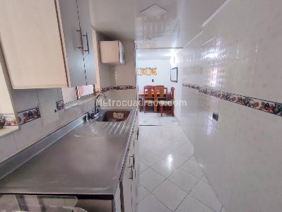 Casa de 5 alcobas en venta en Nuevo Kennedy, Bogotá, 111 m² · foto 8 de 20