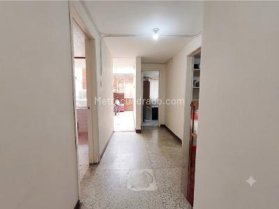 Casa en venta en Ciudad Montes, Bogotá · foto 10 de 19