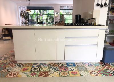 Casa de 4 alcobas en venta en Altos Del Poblado, Medellín, 270 m² · foto 16 de 20