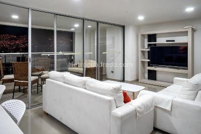 Apartamento de 3 alcobas en venta en Laureles, Medellín, 180 m² · foto 4 de 20