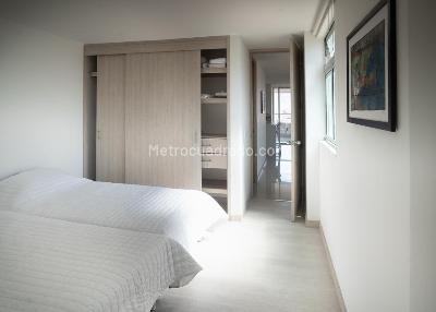 Apartamento de 3 alcobas en venta en Laureles, Medellín, 180 m² · foto 7 de 20