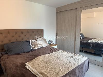 Apartamento de 3 alcobas en venta en Laureles, Medellín, 180 m² · foto 15 de 20