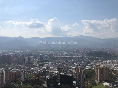 Apartamento de 2 alcobas en venta en Las Palmas, Medellín, 136 m² · foto 6 de 20