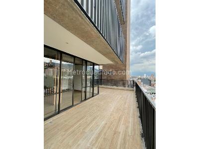 Apartamento de 1 alcoba en venta en El Poblado, Medellín, 70 m² · foto 13 de 20