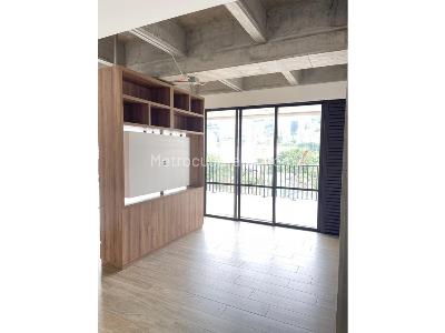 Apartamento de 1 alcoba en venta en El Poblado, Medellín, 70 m² · foto 2 de 20