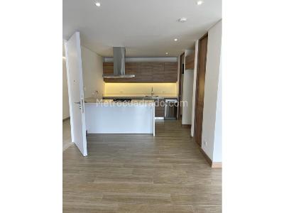 Apartamento de 1 alcoba en venta en El Poblado, Medellín, 70 m² · foto 3 de 20