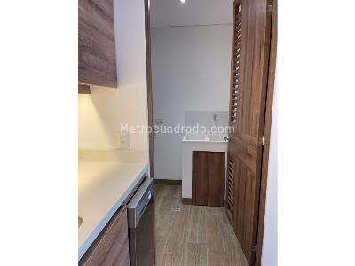 Apartamento de 1 alcoba en venta en El Poblado, Medellín, 70 m² · foto 4 de 20