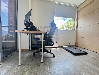 Apartamento de 2 alcobas en venta en El Tesoro, Medellín, 80 m² · foto 10 de 12