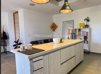 Apartamento de 2 alcobas en venta en El Tesoro, Medellín, 80 m² · foto 4 de 12