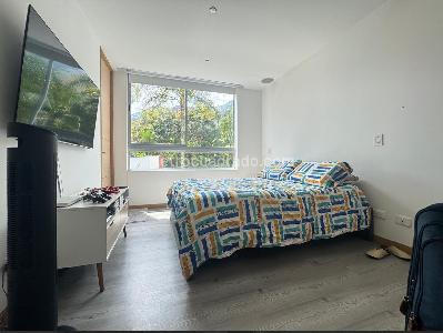 Apartamento de 2 alcobas en venta en El Tesoro, Medellín, 80 m² · foto 8 de 12