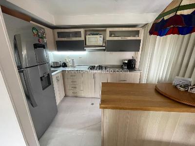 Apartamento de 3 alcobas en venta en Belen La Palma, Medellín, 74 m² · foto 3 de 10
