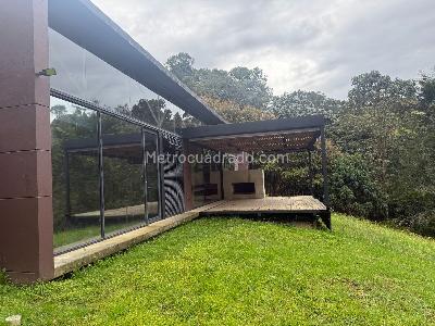 Casa de 3 alcobas en venta en Alto Del Escobero, Envigado, 320 m² · foto 16 de 17