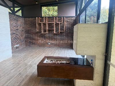 Casa de 3 alcobas en venta en Alto Del Escobero, Envigado, 320 m² · foto 7 de 17