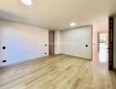 Apartamento en venta en El Tesoro, Medellín · foto 13 de 18