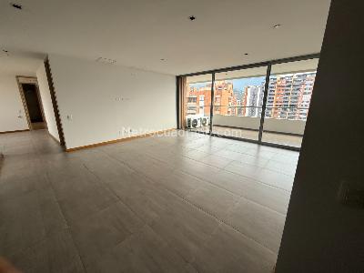 Apartamento en venta en Penthouse En La Loma Del Esmeraldal, Envigado · foto 3 de 18