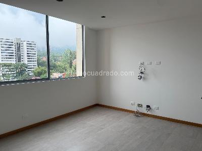 Apartamento en venta en Penthouse En La Loma Del Esmeraldal, Envigado · foto 6 de 18