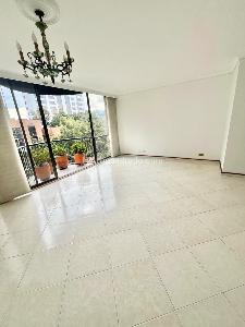 Apartamento de 3 alcobas en venta en El Poblado Oviedo, Medellín, 147 m² · foto 11 de 20