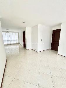 Apartamento de 3 alcobas en venta en El Poblado Oviedo, Medellín, 147 m² · foto 19 de 20