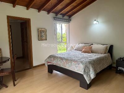 Casa de 3 alcobas en venta en Poblado Los Balsos, Medellín, 300 m² · foto 12 de 16