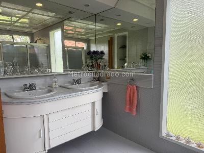 Casa de 3 alcobas en venta en Poblado Los Balsos, Medellín, 300 m² · foto 14 de 16