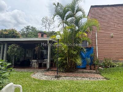 Casa de 3 alcobas en venta en Poblado Los Balsos, Medellín, 300 m² · foto 5 de 16