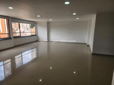 Apartamento de 3 alcobas en venta en Sabaneta, Sabaneta, 119 m² · foto 13 de 18